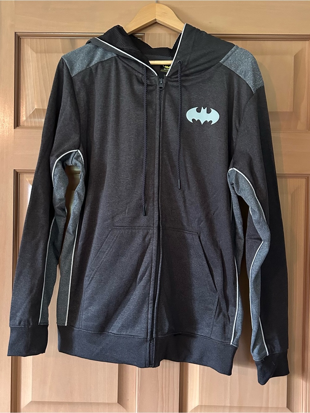 Batman Mens Medium Full Zip Hoodie Sweatshirt Gray White Bat Shield Logo s16